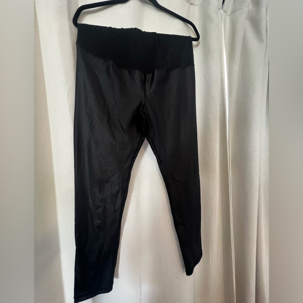 Women’s Maternity Black High-Waist Leggings Faux Leather